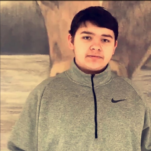 Profile Picture of Demetri Roros (@mrcruton74) on Poshmark