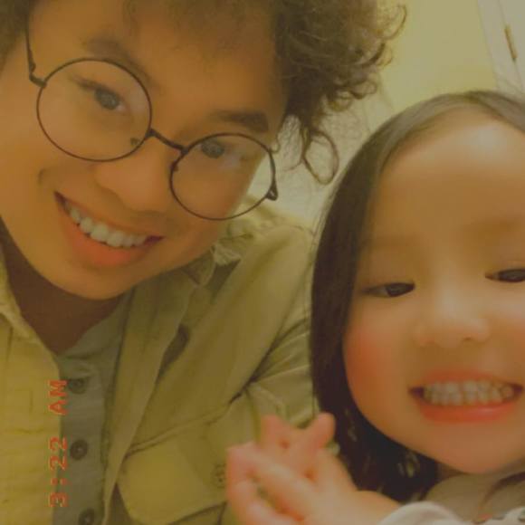 Profile Picture of Cheng Xiong (@chengxiong13) on Poshmark