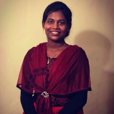 Profile Picture of Evangelin Paulraj (@evangelinolive) on Twitter