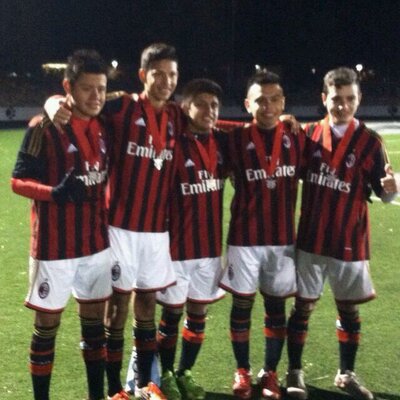 Profile Picture of Alejandro Gaviño (@chale_gavino) on Twitter