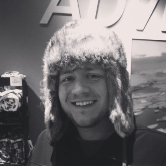 Profile Picture of Brandon Rickard (@yrbn) on Poshmark