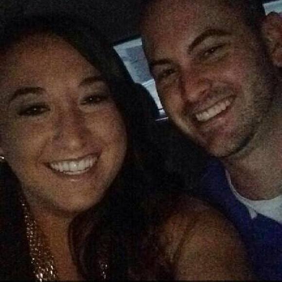 Profile Picture of Drew Robbins (@drew74014) on Poshmark