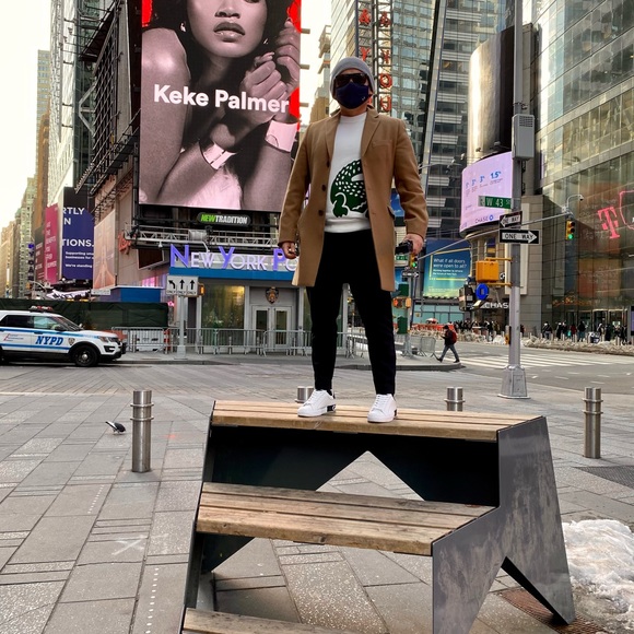 Profile Picture of Uriel Montesinos (@urielstyle) on Poshmark