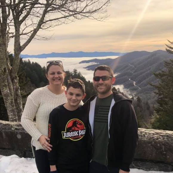 Profile Picture of Angela Faircloth (@urmomma77) on Poshmark