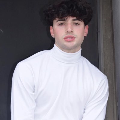 Profile Picture of Garrett_overboe Fanpage16  ❤️ (@Brittan88575831) on Twitter