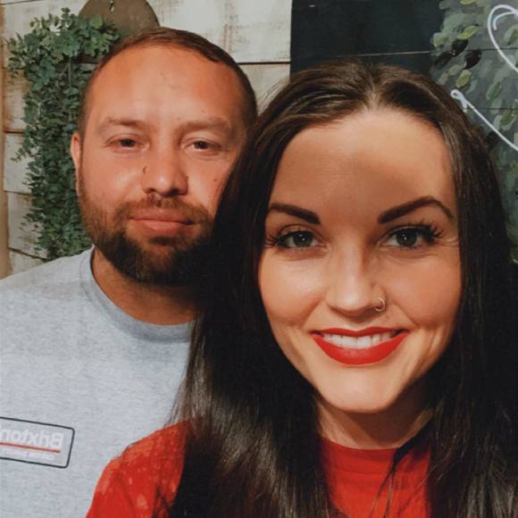 Profile Picture of Shannon Madewell (@smadewell87) on Poshmark