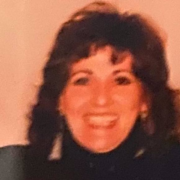 Profile Picture of Marylou Depietro (@maryloudepietro) on Poshmark