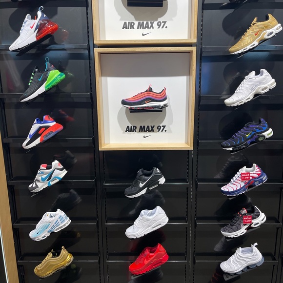 Profile Picture of Kody Thomas (@kodythomas140) on Poshmark