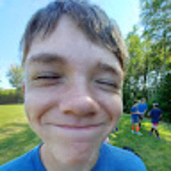 Profile Picture of Andrew Flanders (@andrewflande474) on Poshmark