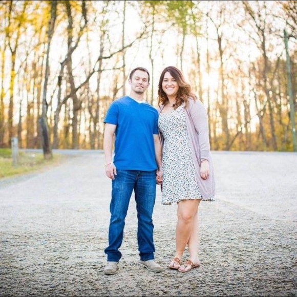 Profile Picture of Adam Varnadore (@adamvarnadore) on Poshmark