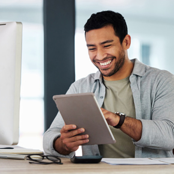 Profile Picture of Manuela Schramel (@manuelasvafn) on Poshmark