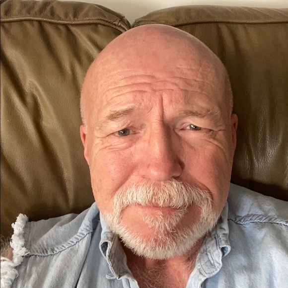 Profile Picture of Paul Barrie (@flapjack60) on Poshmark