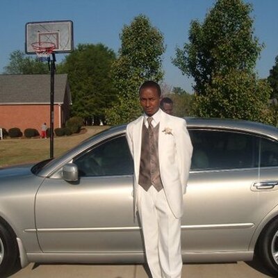 Profile Picture of Fabian Moore (@antrell22) on Twitter