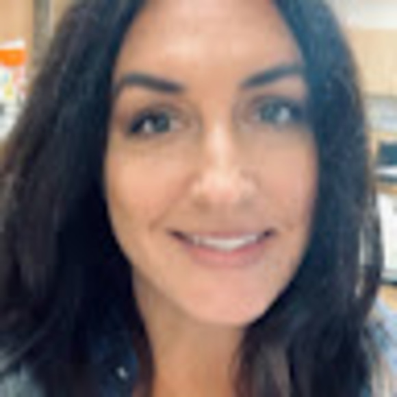 Profile Picture of Leah Cacopardo (@rlcmommy) on Poshmark