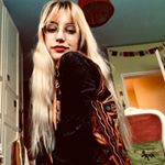 Profile Picture of Tabatha Tø (@sunset.fields) on Instagram