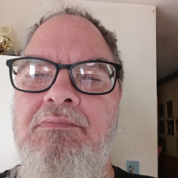 Stacy Monday - Poshmark Profile Picture of Stacy Monday (@stacymonday) on Poshmark