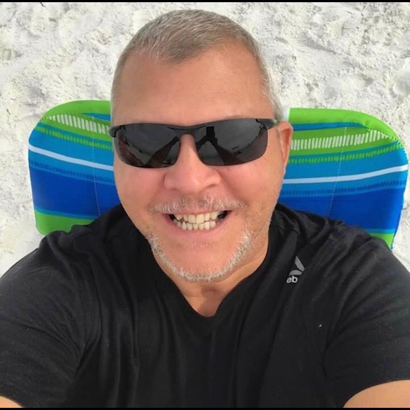 Profile Picture of James Corwin (@jamescorwin) on Poshmark