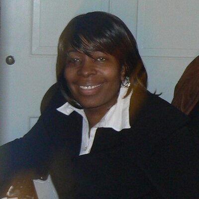 Profile Picture of Doris E. Rawlings (@kittender) on Twitter