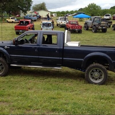 Profile Picture of Andrew Hartzell (@HartzellAndrew) on Twitter