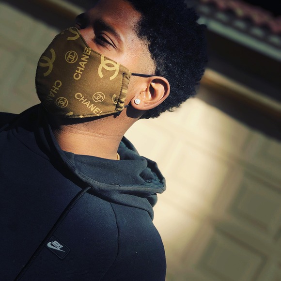 Profile Picture of Deforrest Harris (@deyjai) on Poshmark