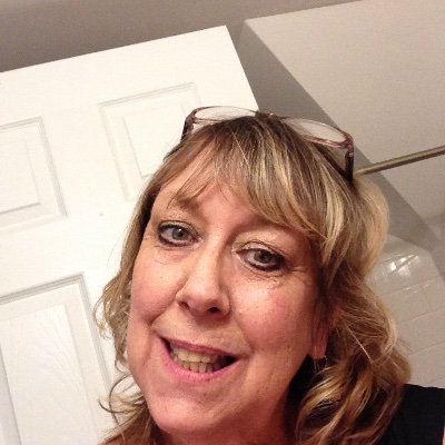 Profile Picture of Elizabeth Hillebrecht (@Elizabe34975688) on Twitter