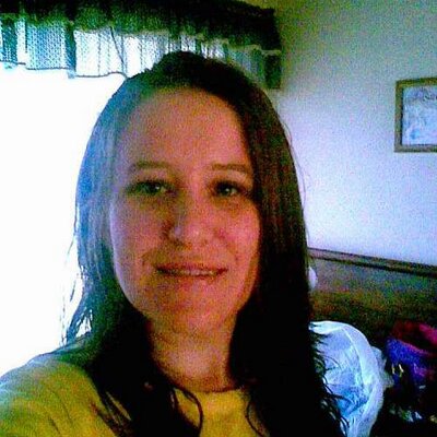 Profile Picture of Amber Satterfield (@BlueAmber77) on Twitter