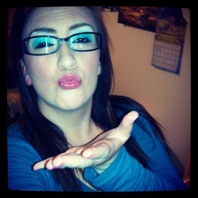 Profile Picture of Veronica Dobbs (@verobaby50) on Twitter