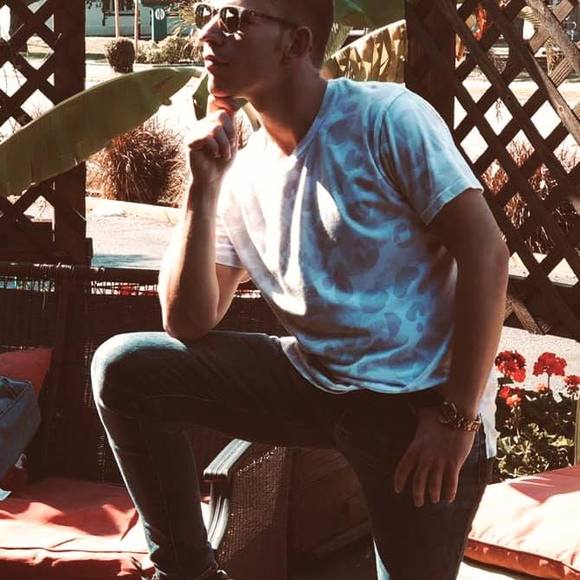 Profile Picture of Matthew Litty (@matthew1041) on Poshmark
