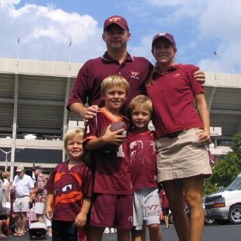 Profile Picture of Reid Huffman (@hokiereid) on Twitter