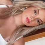 Profile Picture of 𝓒𝓪𝓻𝓵𝓪 𝓥𝓲𝓽𝓸𝓻𝓲𝓪 𝓒𝓪𝓿𝓪𝓵𝓲𝓷♡ (@carlahvitoria) on Instagram