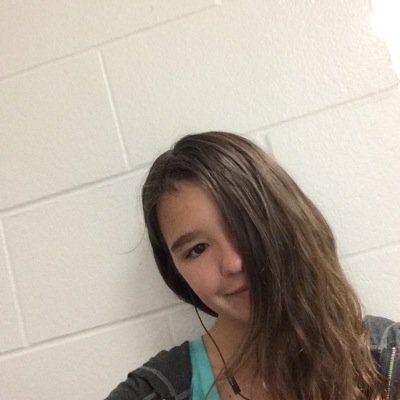Profile Picture of Annie Burks (@anastasia2753) on Twitter