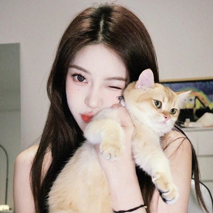 Profile Picture of PhyllisBarton (@santinkfcwe) on Tiktok