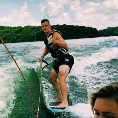 Profile Picture of Brendan Matthews (@Brendmatt323) on Twitter