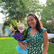 Profile Picture of Lisa Calvert (@TheLisabronte) on Youtube