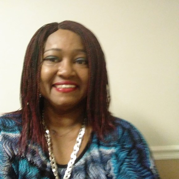 Profile Picture of Lorene Poole (@lpoole1959) on Poshmark