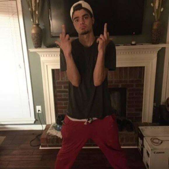 Profile Picture of Kamel Dabdoub (@k_thugga495359) on Poshmark