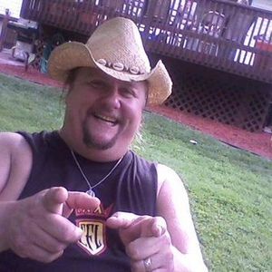 Profile Picture of Michael Strebeck (@mikes_djandkaraoke) on Myspace