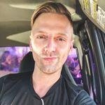 Profile Picture of Patrick Walsh (@lorettaceho68) on Instagram