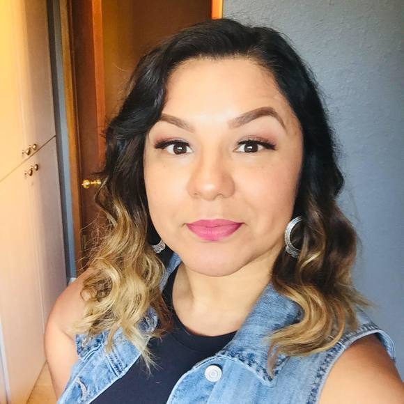 Profile Picture of Cecilia Chabert (@cecilia22) on Poshmark