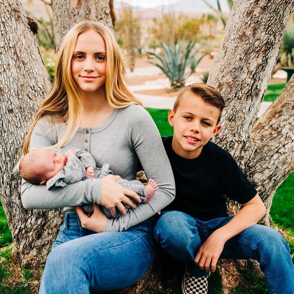 Profile Picture of Gina Sharp-burgess (@gsharp5707) on Poshmark