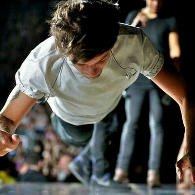 Profile Picture of HBD Louis (@AlexaGrageda) on Twitter