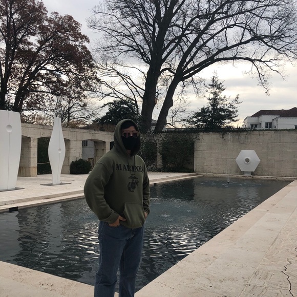 Jonathan Sauls - Poshmark Profile Picture of Jonathan Sauls (@jonathansauls09) on Poshmark