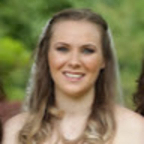 Carissa Cecil - Poshmark Profile Picture of Carissa Cecil (@carissacecil) on Poshmark