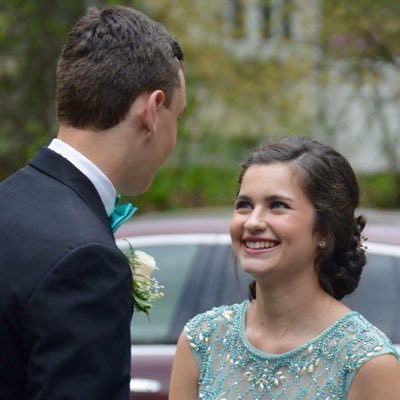 Profile Picture of Elizabeth Gleason (@egleason17) on Twitter