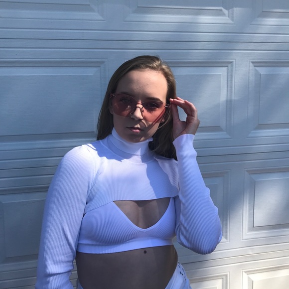 Profile Picture of Hannah Jeffries (@hannahmaee) on Poshmark