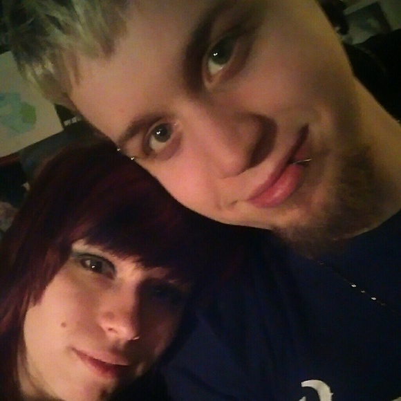 Profile Picture of Nicole Clausen (@cole6665) on Poshmark