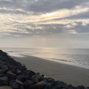 Profile Picture of j (@julieuphoff) on Tiktok