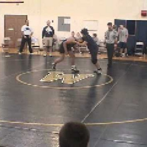 Profile Picture of David Phares (@daphares) on Poshmark