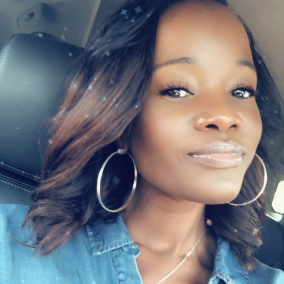 Profile Picture of Kathy Dunn (@kathydunnc21) on Poshmark
