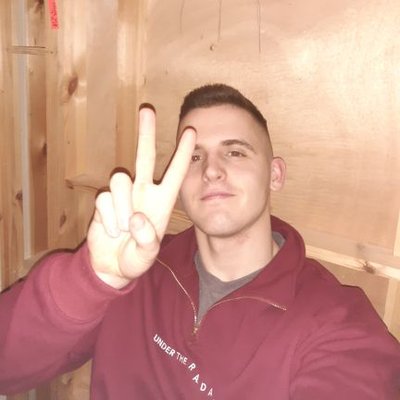 Profile Picture of Benjamin Blessed (@808_H0SKINS) on Twitter